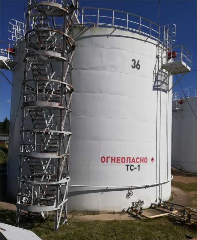 Внешний вид. Резервуар  стальной вертикальный цилиндрический, http://oei-analitika.ru рисунок № 1