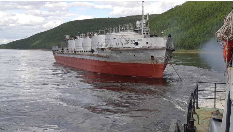 Внешний вид. Резервуары (танки) стальные вертикальные цилиндрические наливного несамоходного судна ТР-87, http://oei-analitika.ru рисунок № 1