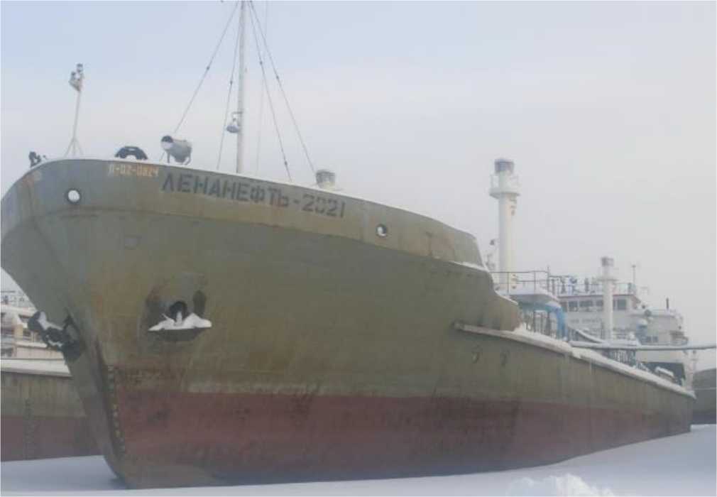 Внешний вид. Танки наливного судна 