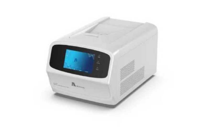 Внешний вид. Амплификаторы нуклеиновых кислот термоциклические с детекцией в режиме реального времени, http://oei-analitika.ru рисунок № 2